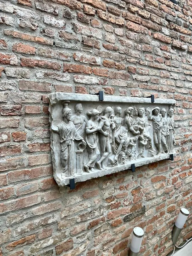 Avanguardia Art Club Ferrara Homestay