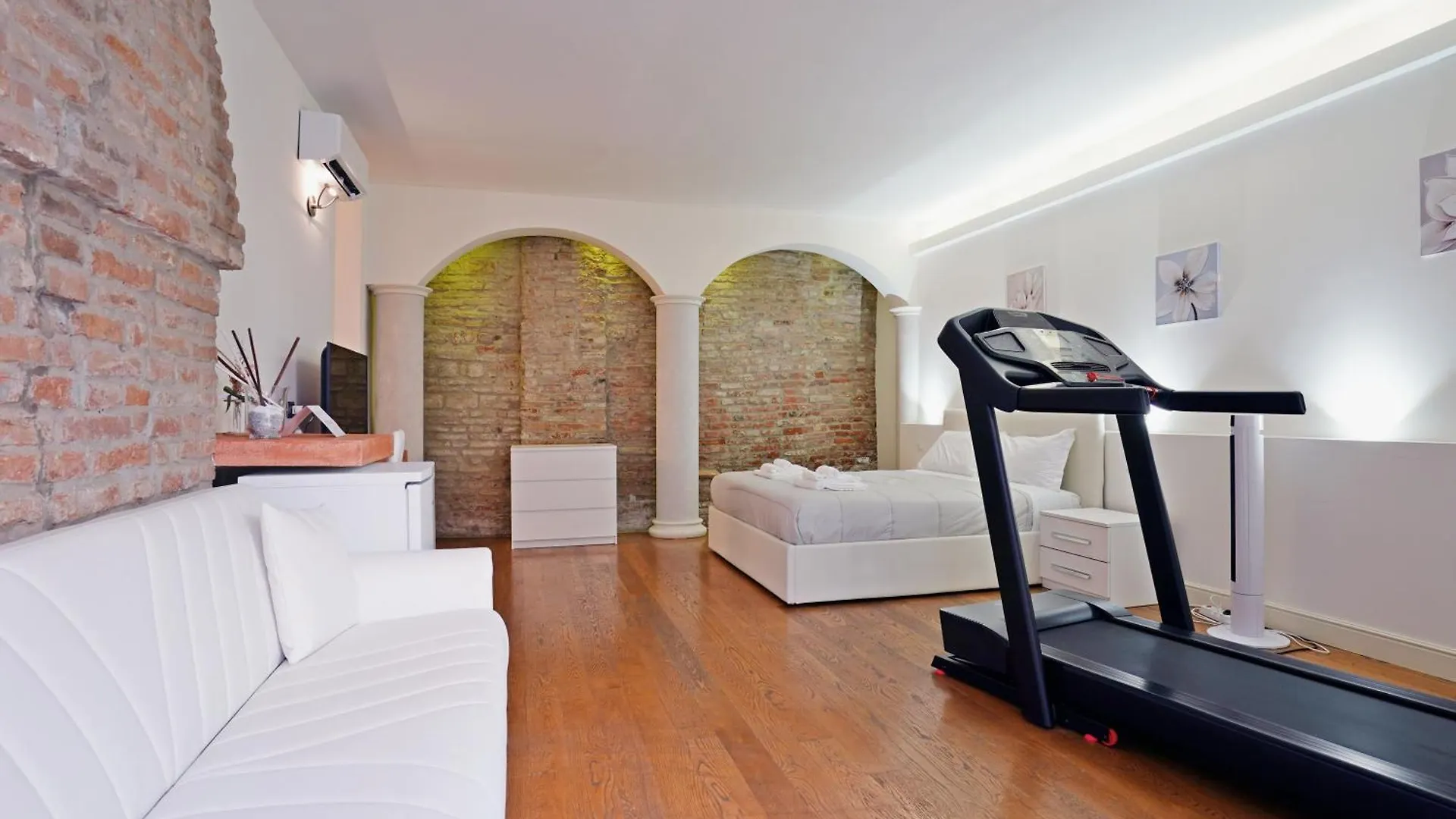 Avanguardia Art Club Ferrara Accommodatie bij particulieren