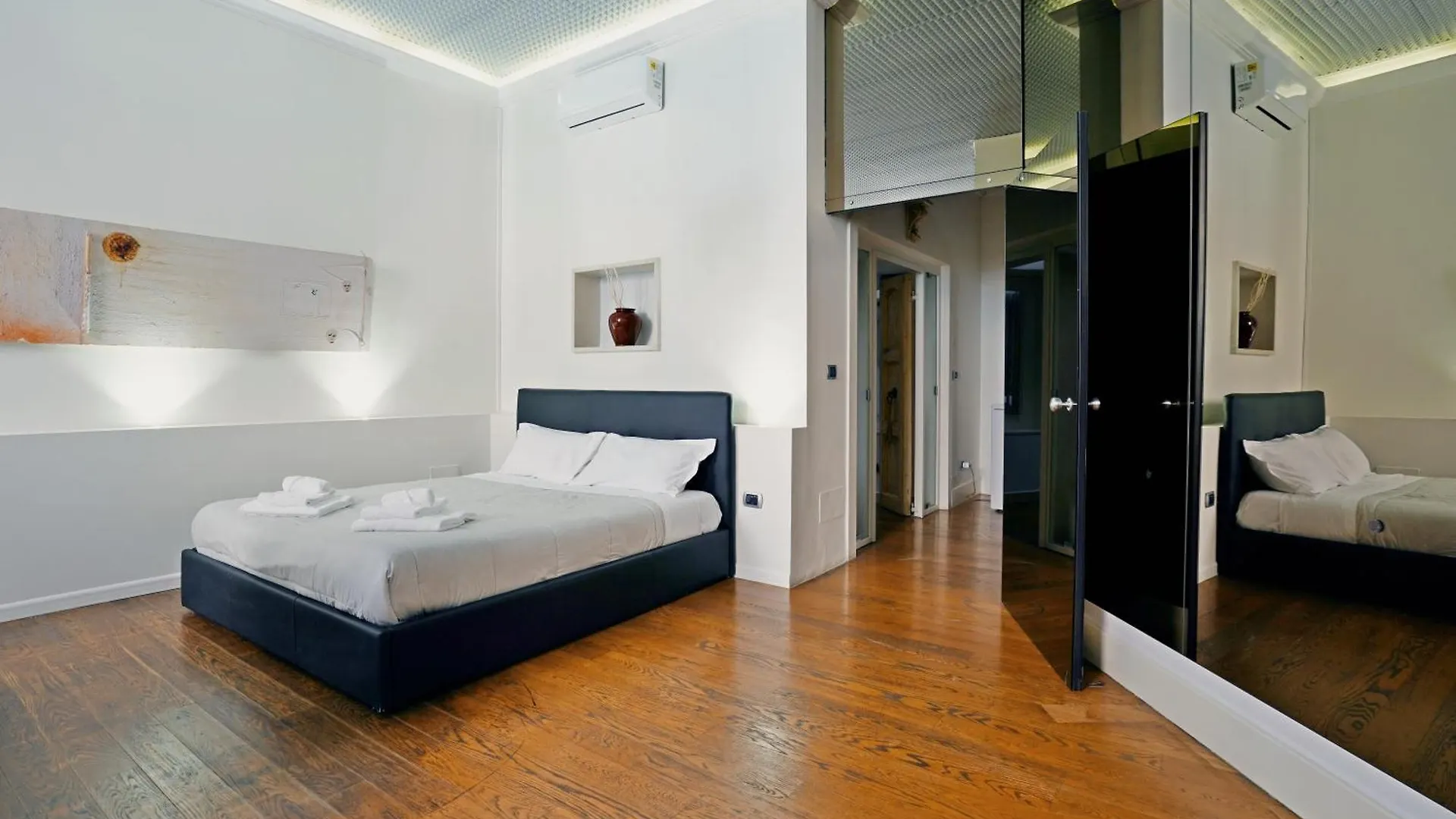 Quarto em Acomodações Particulares Avanguardia Art Club Ferrara Itália